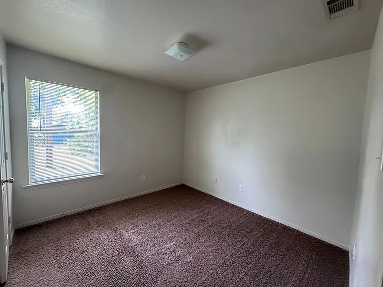 1430 Shoshoni Trl — Photo 10