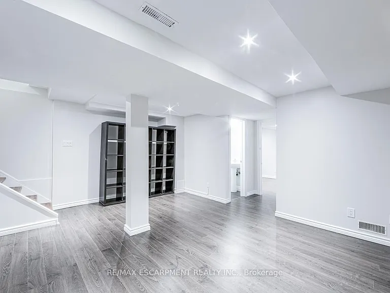 2790 Huntingdon Trl — Photo 26