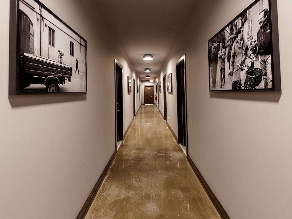 1st image of 1622 N California Ave #404