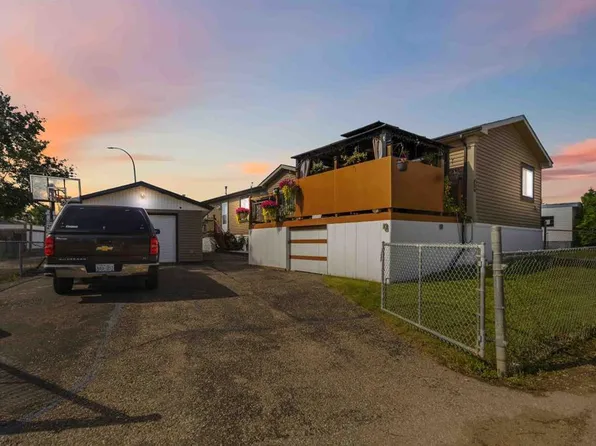 185 N Grey Cres, Fort McMurray, AB T9H 2N4
