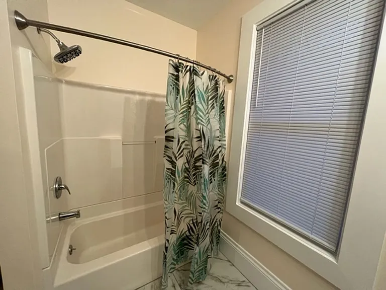 6701 Madison — Photo 33