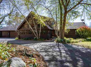 9758 Moate Rd, Durand, IL 61024