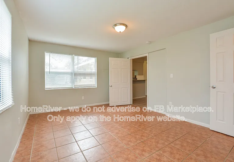 214 Terry Ln — Photo 10
