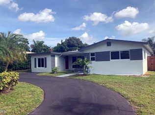 441 NE 24th Ct, Boca Raton, FL 33431