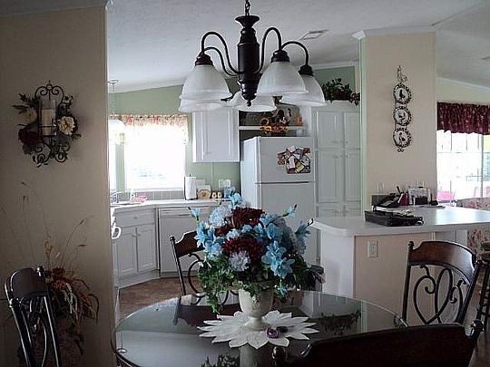 3rd image of 214 Bradley Ln