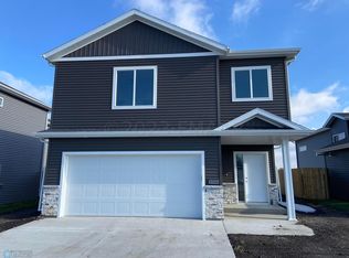 3706 32nd St S, Moorhead, MN 56560