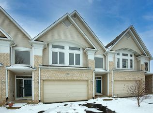 355 Aaron Ln UNIT 355, Bolingbrook, IL 60440
