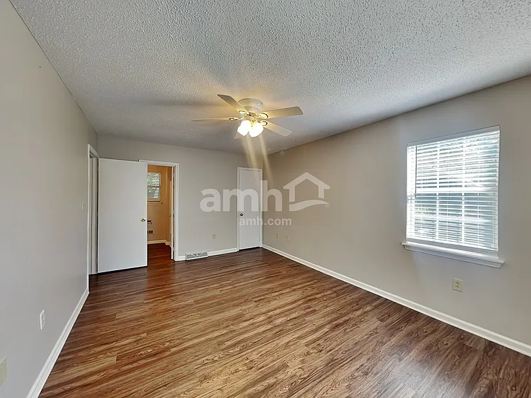 12631 Delman Ln — Photo 8