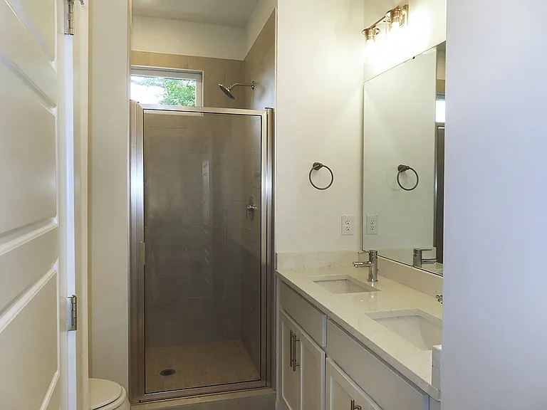 112 N Guthrie Ave #A — Photo 12