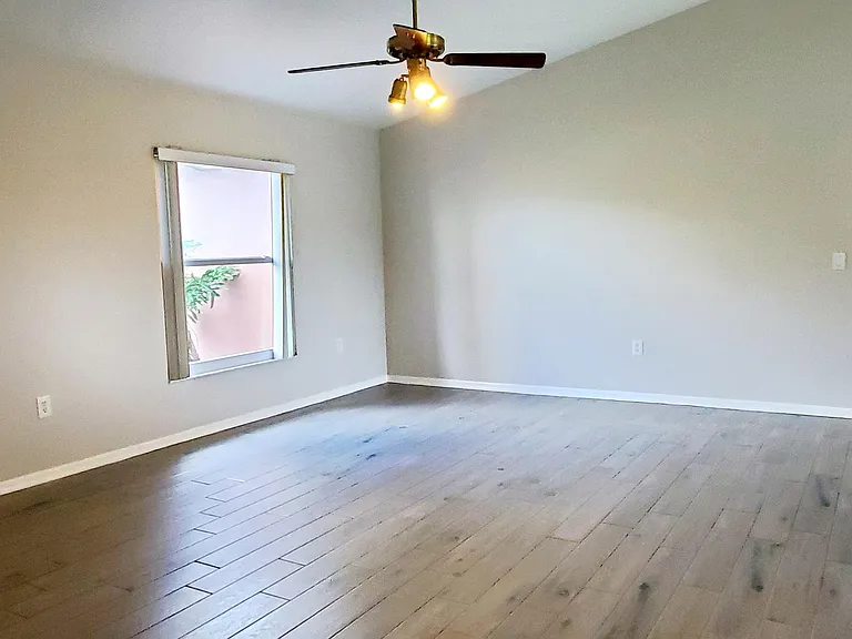 1440 Tune Ave — Photo 24