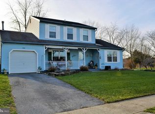 30 Nashua Dr, Sicklerville, NJ 08081