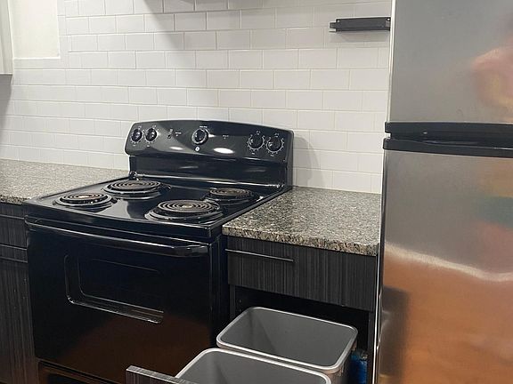 5th image of 5082 Laurel Bridge Dr SE