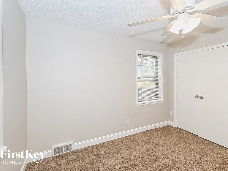 5442 Blackwell Rd — Photo 10