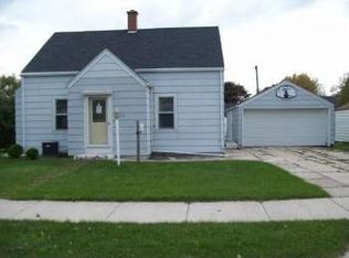 1205 7th St, Algoma, WI 54201
