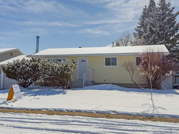 2109 N 17th Ave, Didsbury, AB T0M 0W0