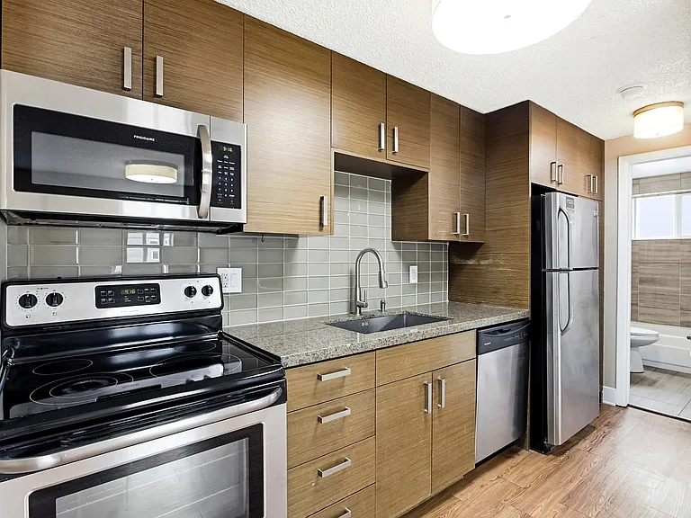 Pearl Apartments — Photo 31