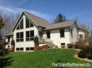 601 Richardson Rd, Owosso, MI 48867