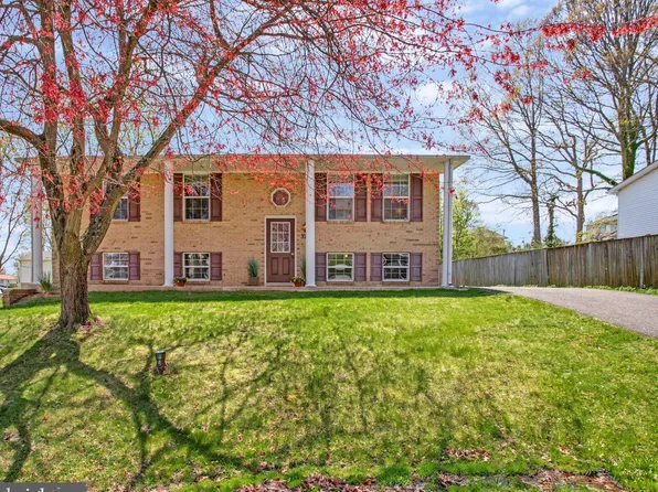 3715 30th St, Chesapeake Beach, MD 20732