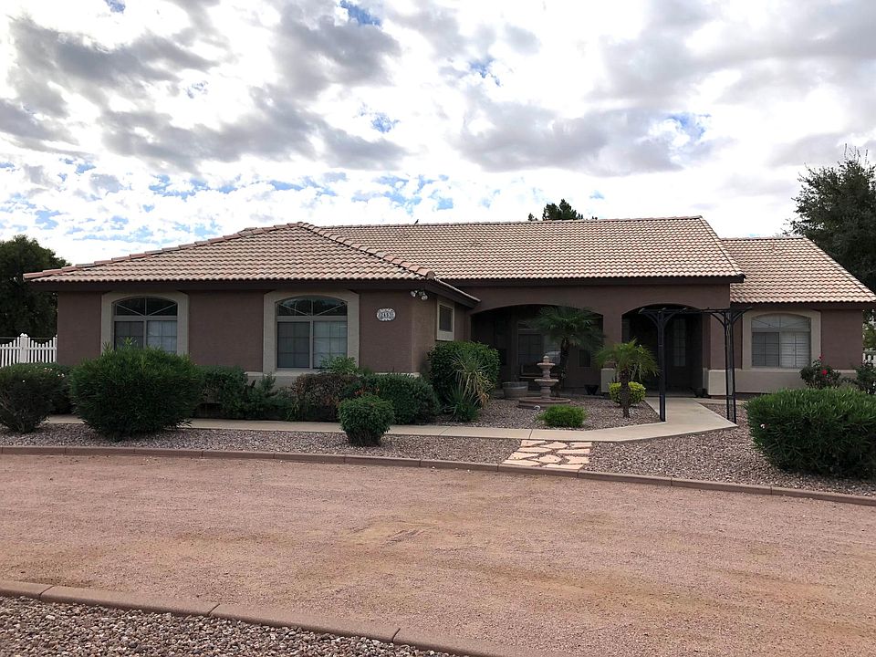 1st image of 2453 E Magnolia Dr