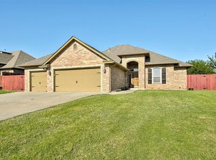 4299 Fox Ridge Rd, Choctaw, OK 73020