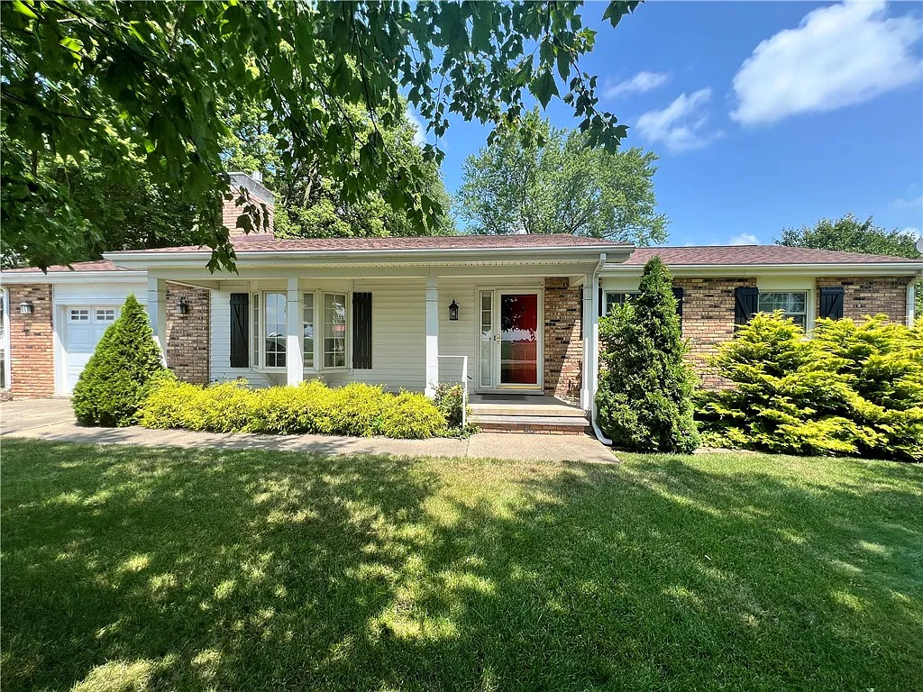 4 W Greenwood Dr photo 1