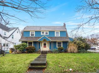 930 Garrison Ave, Teaneck, NJ 07666