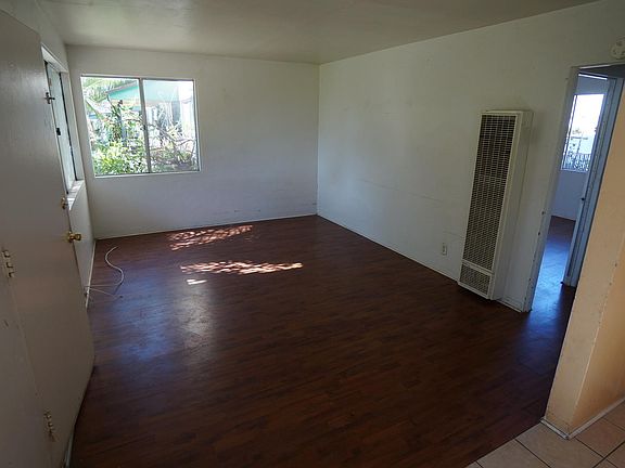 2nd image of 6661 Kelly St