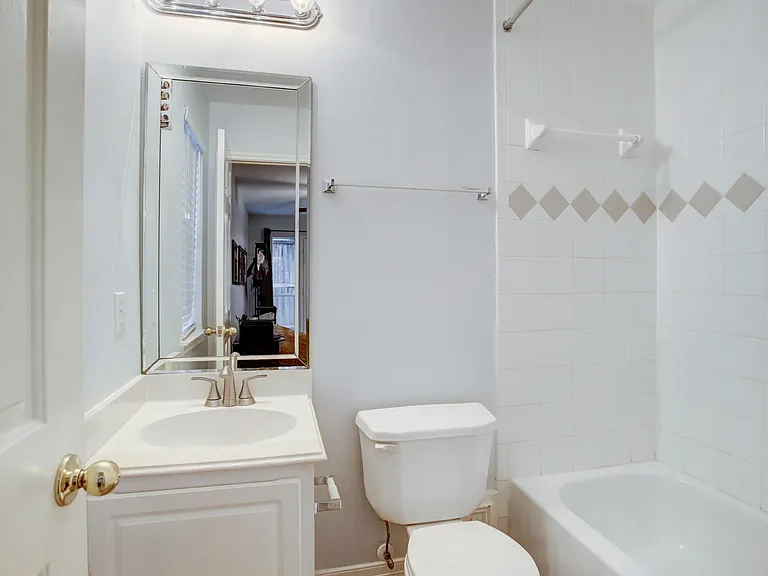 5312 Blossom St — Photo 21