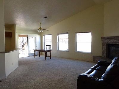 5th image of 219 La Grange Ave