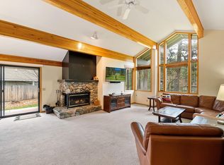 143 W Graeagle Meadows Ln, Graeagle, CA 96103