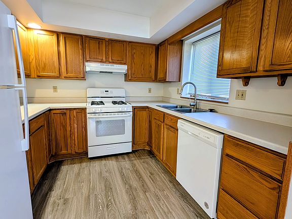 5th image of 217 Mason Ct #217