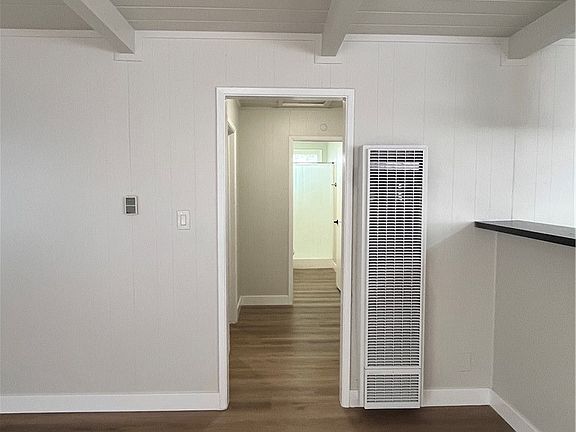 3rd image of 3209 W 110th St APT B