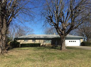 7222 Maple Dr, Avon, IN 46123