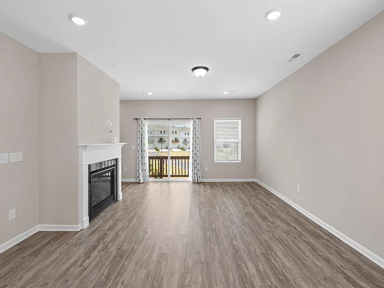 1645 Clayfire Dr — Photo 22