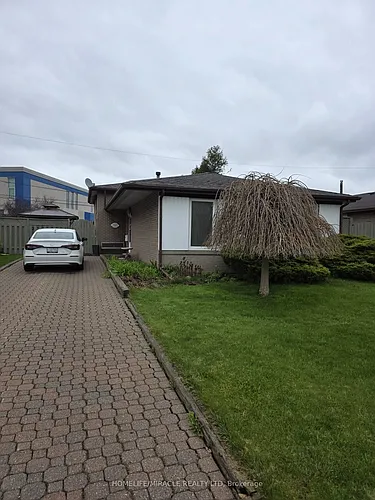 727 Kingfisher Dr Photo 1