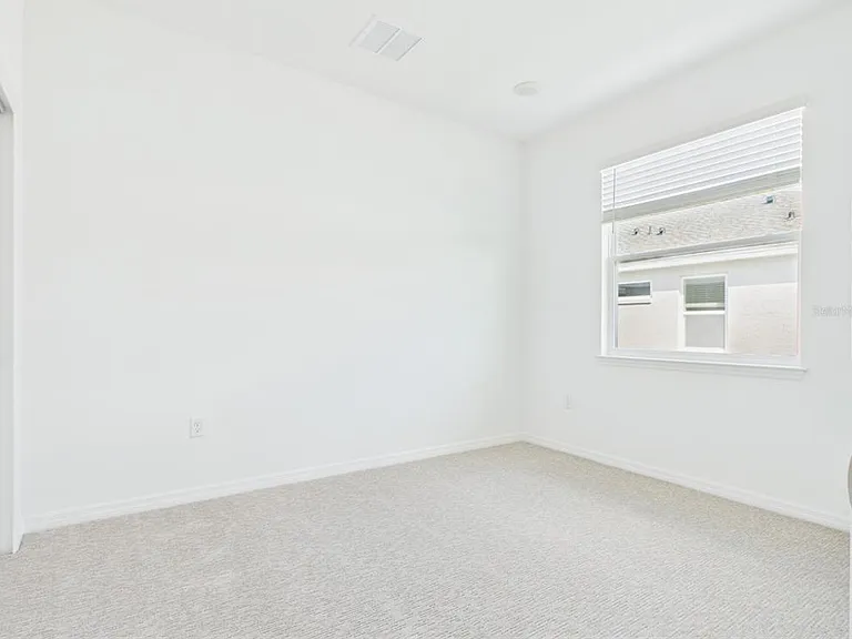 5824 SW 70th Ter — Photo 18