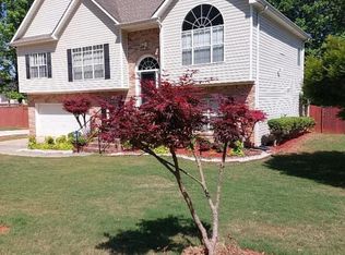 12259 Crestwood Ct, Fayetteville, GA