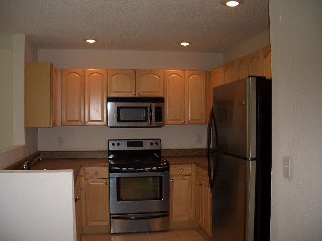 Kitchen w/ SS Appliances