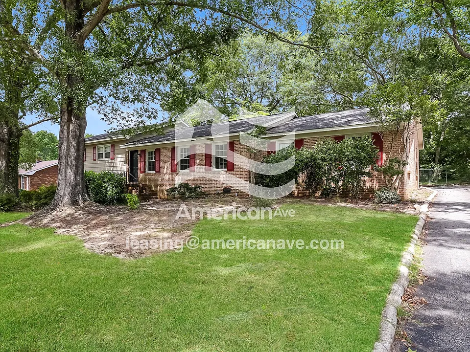 323 Holly Dr