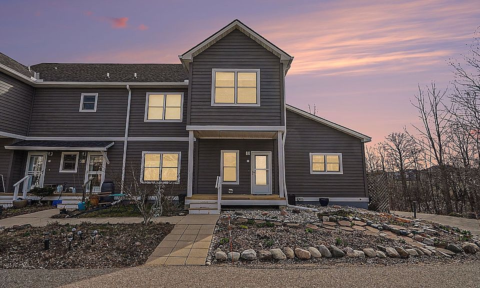 1st image of 560 Little Lake Dr Unit 21