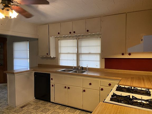 2nd image of 106 Powers St
