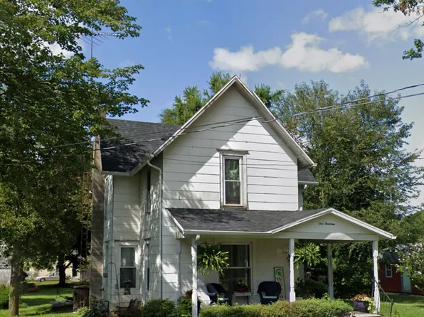 114 Wilbur St, North Adams, MI 49262