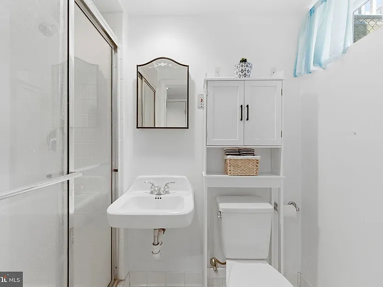 6467 Blenheim Rd — Photo 35