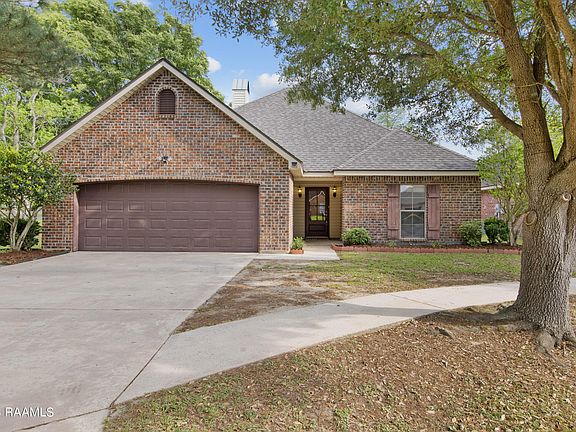 2nd image of 106 Pelican Haven Cv
