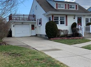 36 Dexter Ter, Tonawanda, NY 14150