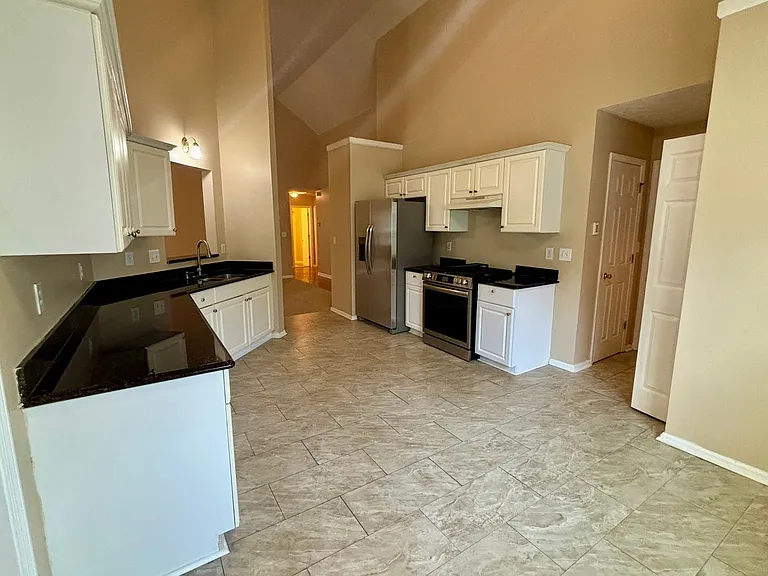 540 Chandon Way — Photo 10