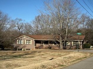 304 W 6th St, Chase City, VA 23924