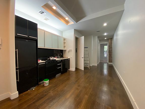 5th image of 295 Maujer St #1A