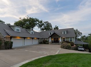 10 Fitch Cir, Rogers, AR 72756