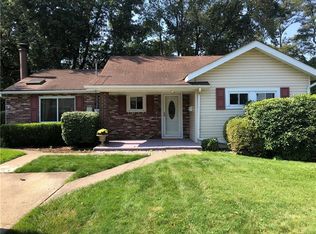 10832 Highpoint Dr, Pittsburgh, PA 15235